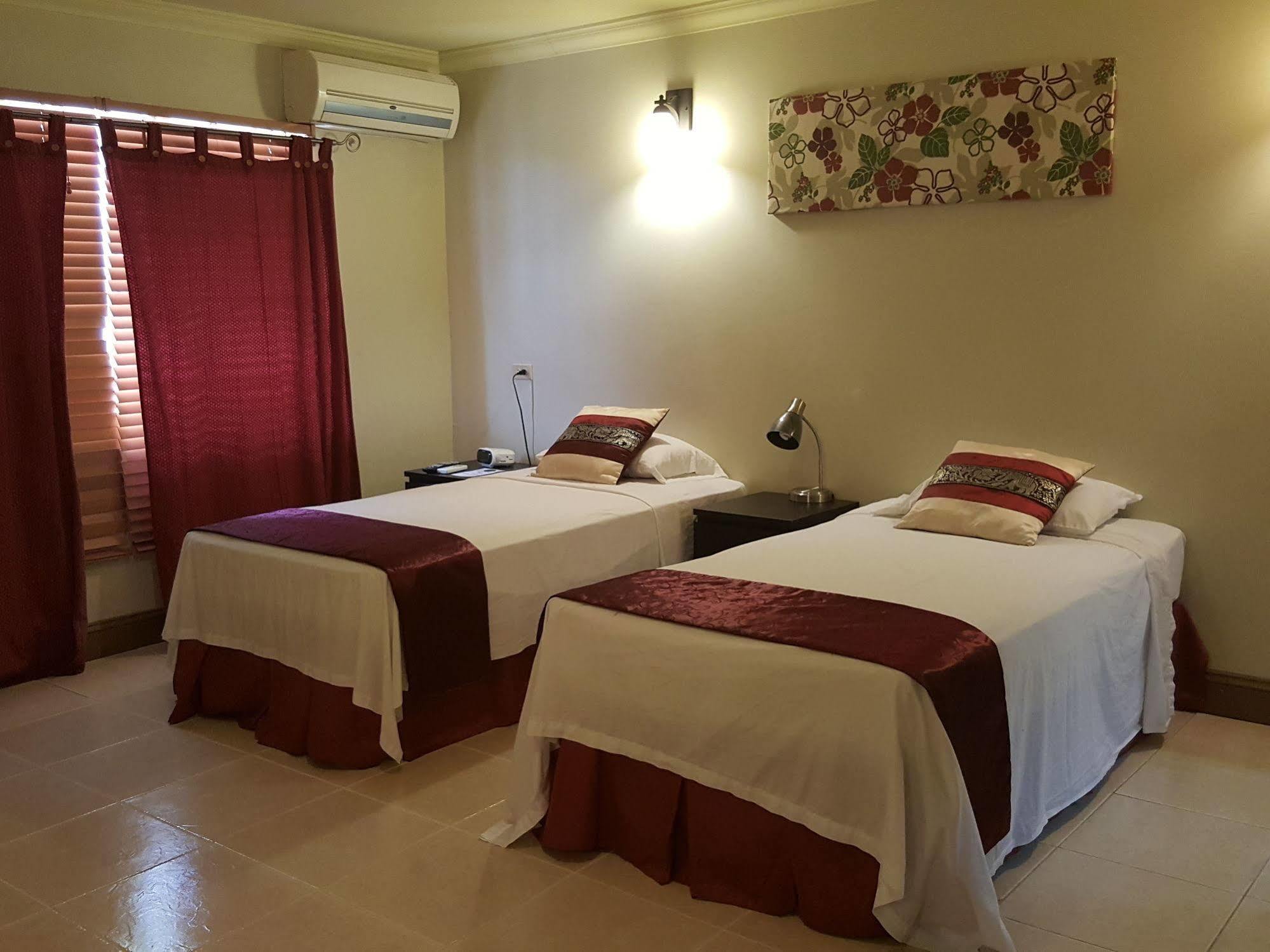 Savannah Maison Guest House Port of Spain Extérieur photo