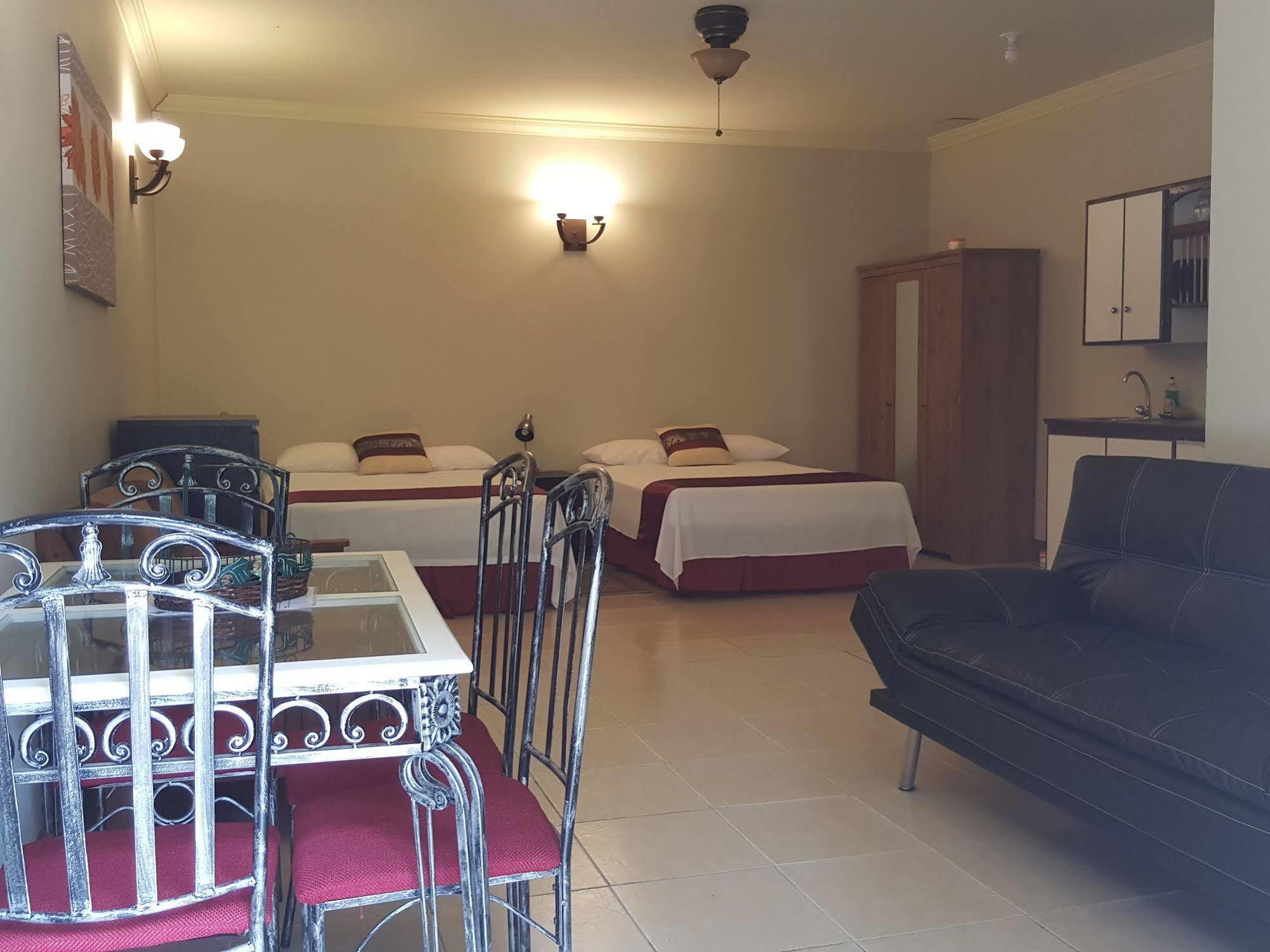 Savannah Maison Guest House Port of Spain Extérieur photo