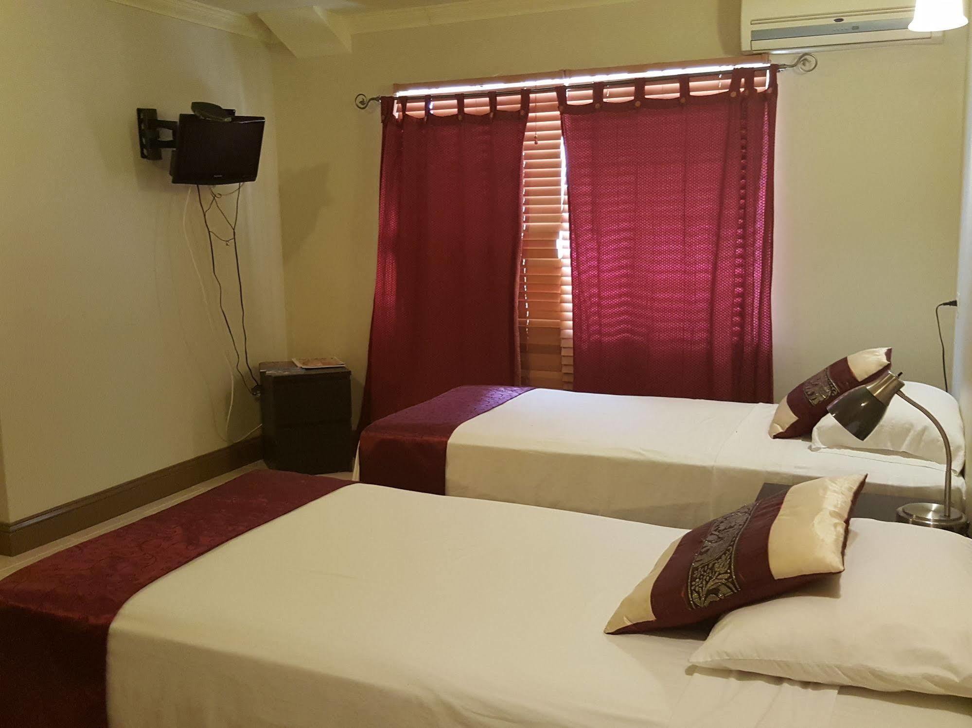 Savannah Maison Guest House Port of Spain Extérieur photo